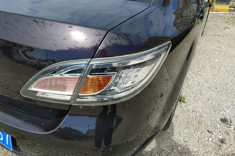 马自达 睿翼 2015款 2.0L 自动精英版车身外观9