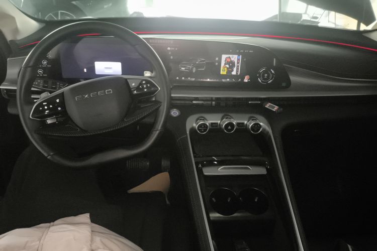 星途凌云 2025款 400T 四驱星尊版中控内饰12