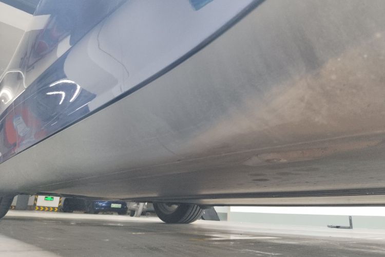 特斯拉 Model Y 2021款 标准续航后驱版机舱底盘29