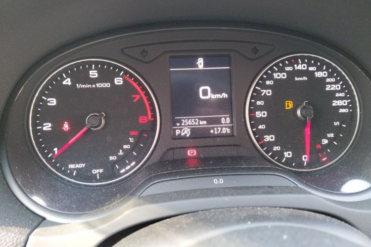 奥迪A3 2020款 Sportback 35 TFSI 进取型 国VI中控内饰14