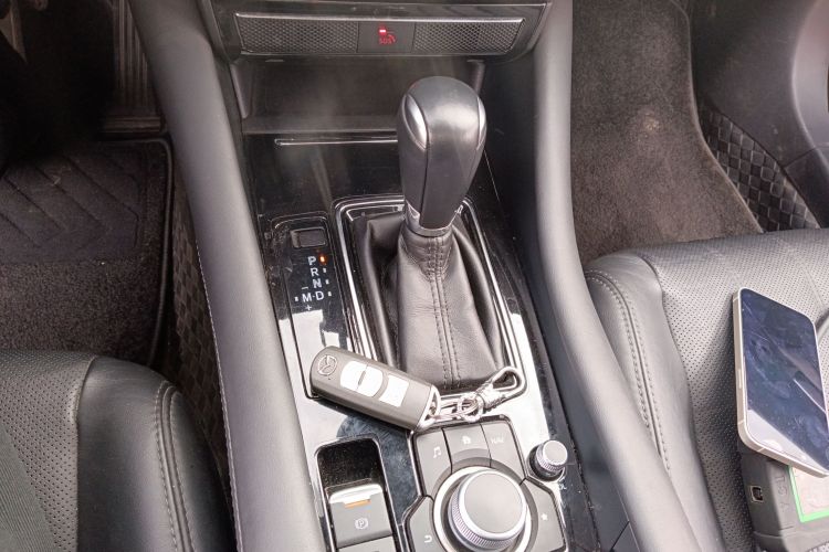 马自达 阿特兹 2021款 2.0L 蓝天豪华版中控内饰18