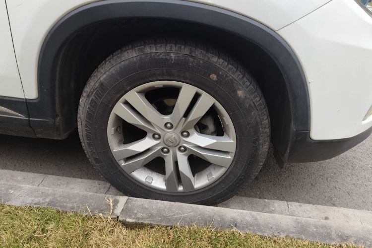 长安CS75 2016款 1.8T 自动精英型 国V车身外观10