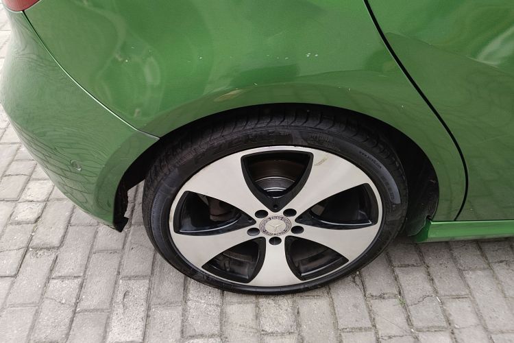 奔驰A级(进口) 2016款 A 200 时尚型车身外观6008