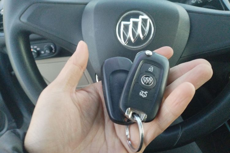 别克 凯越 2018款 15N CVT精英型中控内饰7001