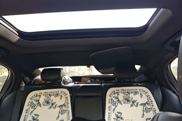 凯迪拉克CT5 2021款 28T 豪华型局部细节22