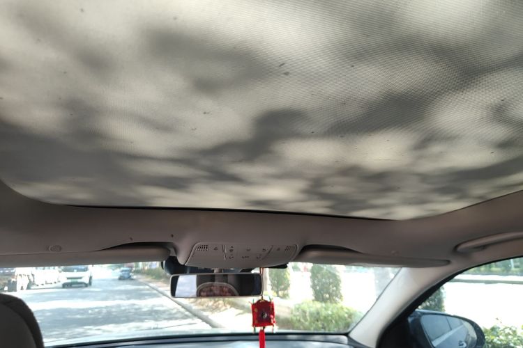 奔驰E级 2018款 改款 E 300 L 豪华型局部细节22