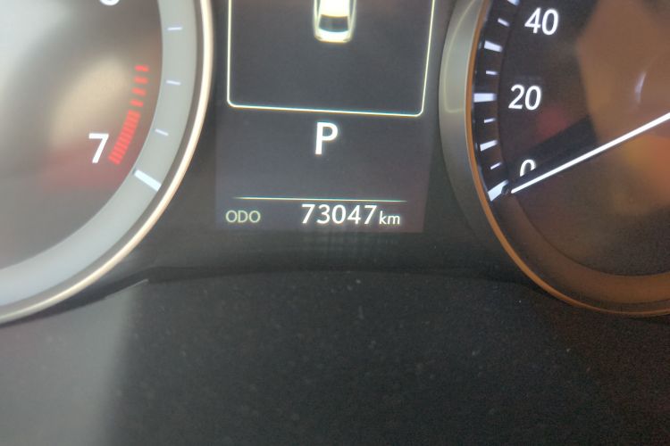 雷克萨斯ES 2015款 200 精英版中控内饰15