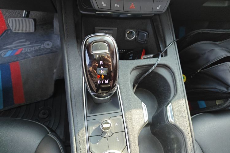 凯迪拉克XT4 2021款 28T 两驱领先型局部细节18