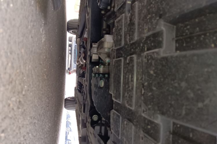 吉利汽车 帝豪 2025款 第4代 1.5L CVT尊贵型局部细节9008