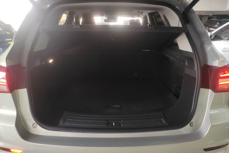 荣威RX5新能源 2017款 eRX5 50T 混动互联尊荣旗舰版局部细节23