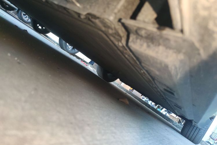 红旗E-QM5 2023款 改款 基础出行版局部细节9004