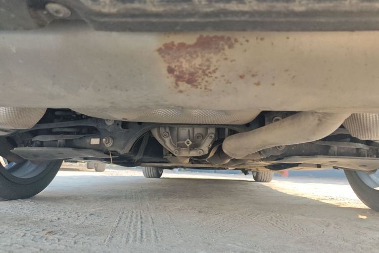 宝马3系 2022款 改款 325Li M运动套装局部细节9009