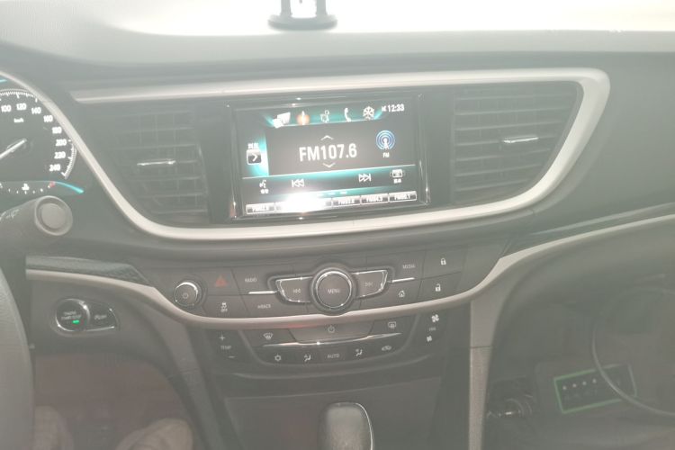 别克 英朗 2015款 15N 自动豪华型局部细节16