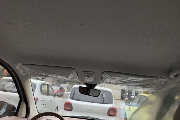 五菱汽车 宏光MINIEV 2025款 四门版 进阶款中控内饰22