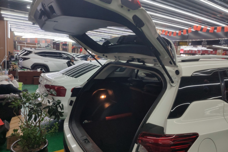 广汽传祺 传祺GS4 2021款 270T 自动精英科技版机舱底盘23