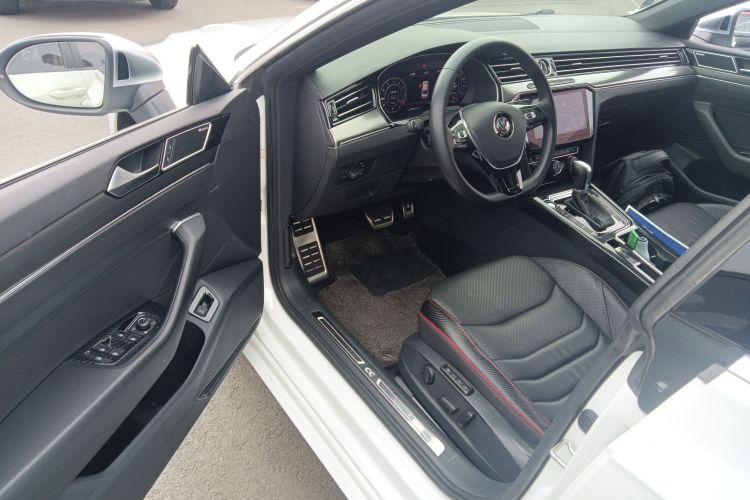 一汽-大众CC 2019款 380TSI 曜颜版 国V中控内饰7003