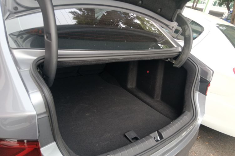 比亚迪 秦PLUS 2023款 冠军版 EV 420KM超越型机舱底盘23