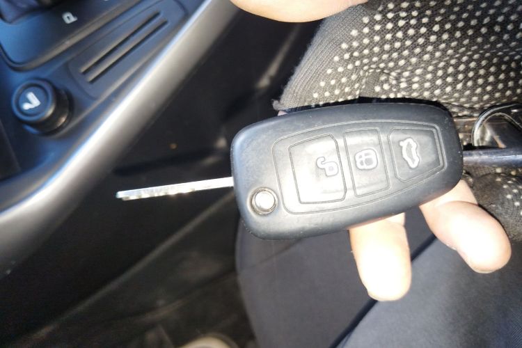 福特 福克斯 2015款 两厢 1.6L 自动舒适型中控内饰11