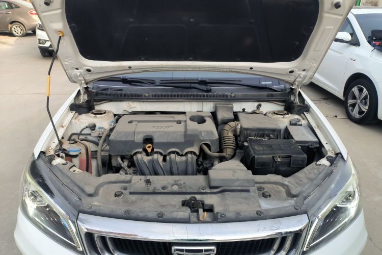 吉利汽车 帝豪 2019款 领军版 1.5L CVT向上互联型 国VI机舱底盘24