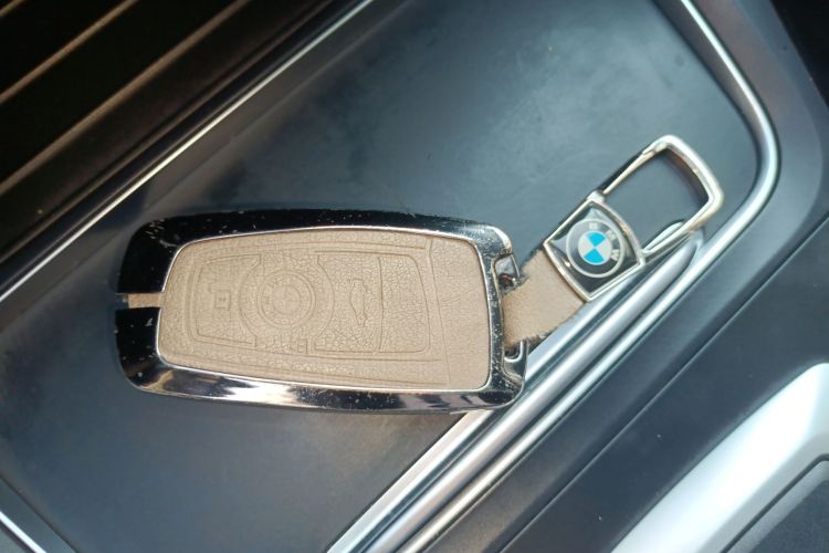 宝马3系 2017款 320Li 时尚型中控内饰11