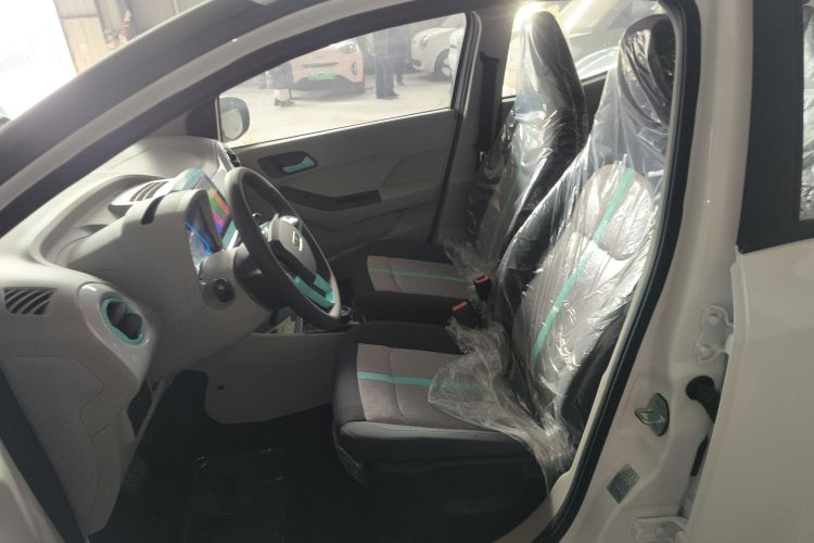 江铃集团新能源 易至EV2 2026款 PLUS+ 舒适型中控内饰19