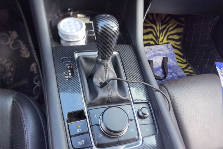 马自达3 昂克赛拉 2020款 2.0L 自动质雅版中控内饰18