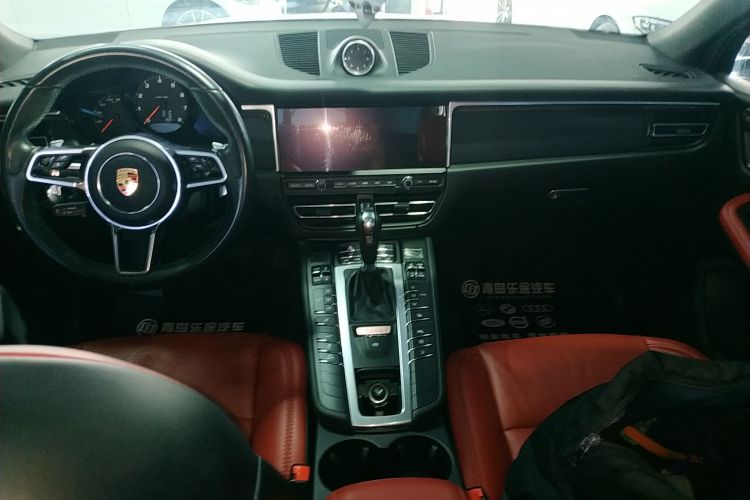 保时捷 2021款 Macan 2.0T中控内饰16