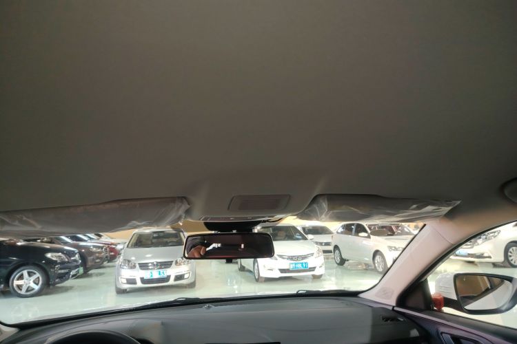 名爵 MG5 2023款 180DVVT 手动风尚版中控内饰22