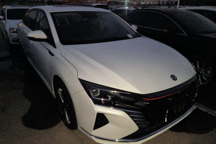 东风风神 奕炫MAX 2023款 1.5T 超能型爸版车身外观6002