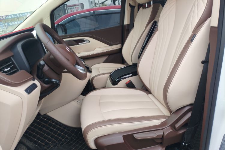 奔腾M9 2023款 2.0T 尊享型局部细节19