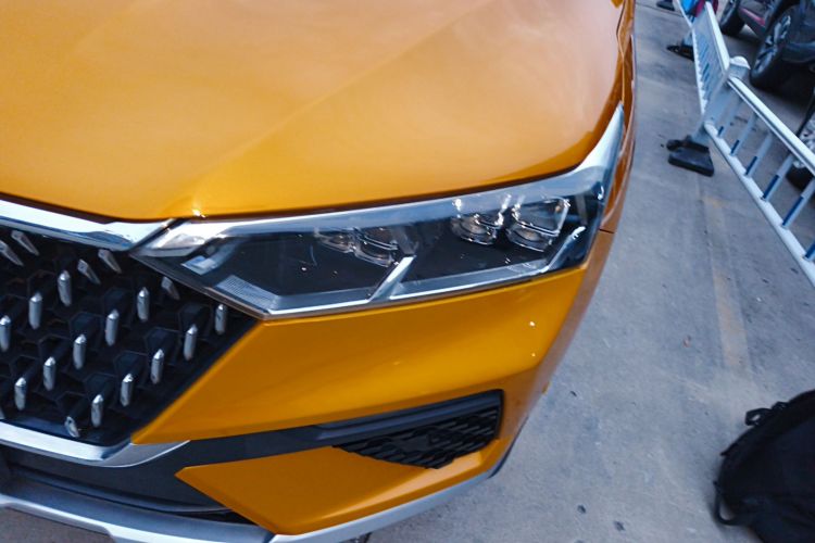 奔腾T77 2021款 PRO 280 TID 自动尊贵型局部细节36