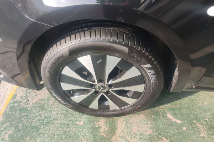 奔驰 威霆 2021款 2.0T 精英版 7座车身外观6007