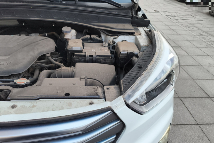 北京现代ix25 2015款 1.6L 自动两驱智能型GLS局部细节9007