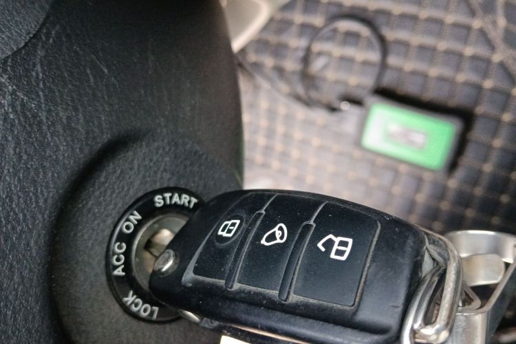 江淮瑞风 瑞风M3 2019款 PLUS 创客版 1.8L 豪华型中控内饰11