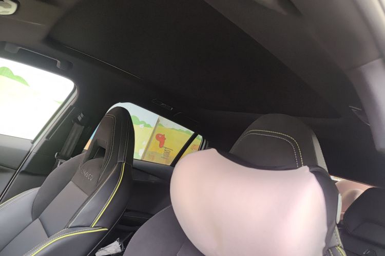 领克06 2023款 Remix 1.5T 劲Halo中控内饰22