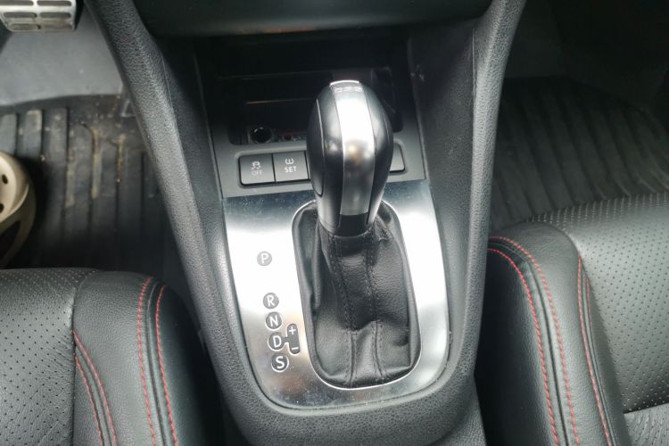 大众 高尔夫 2012款 1.4TSI 自动舒适型中控内饰18