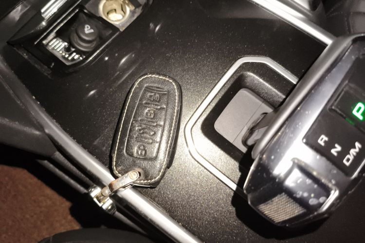 哈弗H6 2018款 蓝标 运动版 1.5T 自动两驱精英型中控内饰11