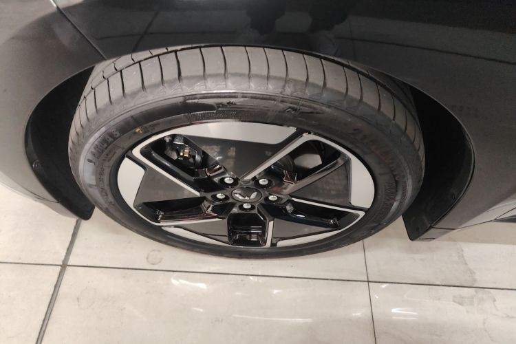 五菱汽车 五菱星光 2024款 共创版 510 进阶型车身外观6007