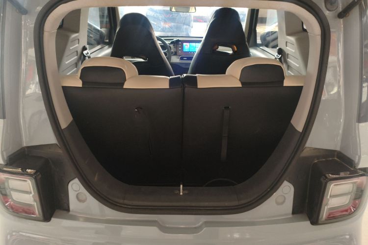 吉利银河 2025款 210km 熊猫卡丁机舱底盘23