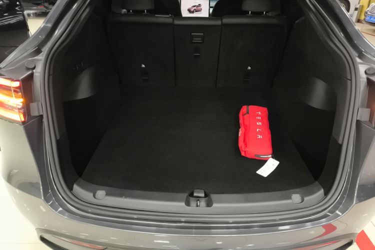 特斯拉 Model Y 2022款 改款 后轮驱动版局部细节23