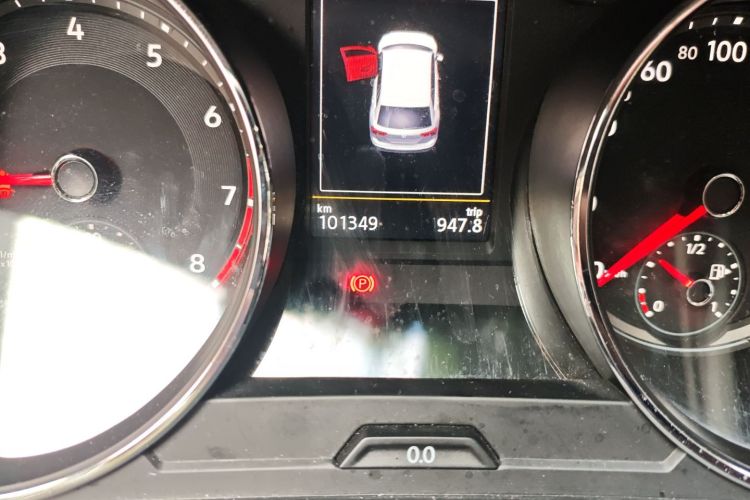 大众 途观L 2018款 330TSI 自动两驱舒适版中控内饰15