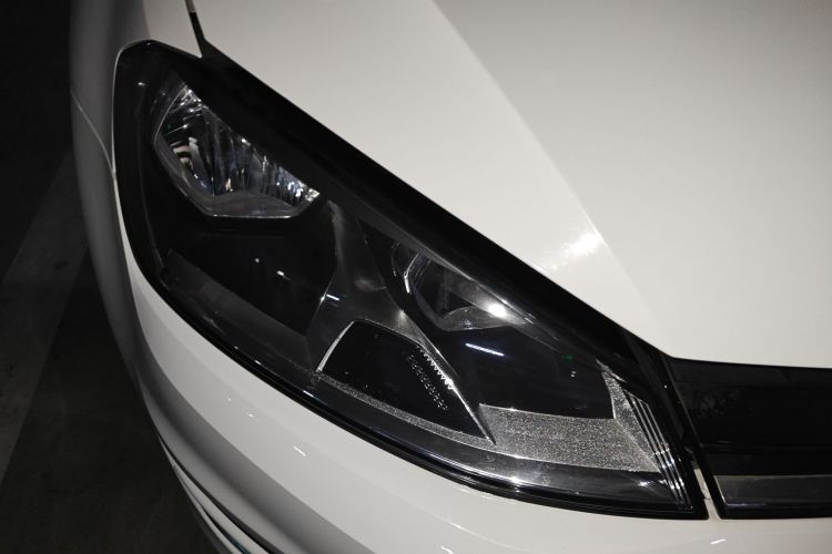 大众 高尔夫 2015款 1.4TSI 自动舒适型车身外观8