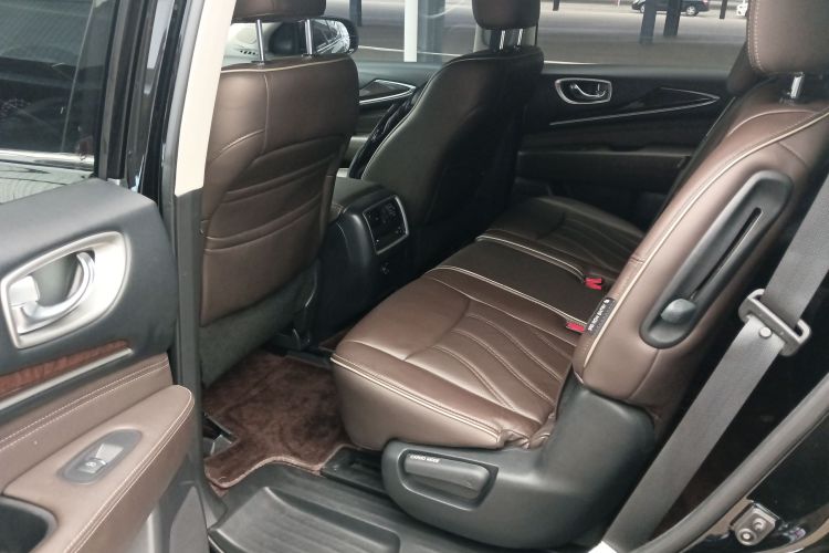 英菲尼迪QX60(进口) 2018款 2.5 S/C Hybrid 两驱卓越版 国VI中控内饰7004
