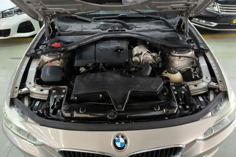 宝马3系 2015款 316Li 时尚型局部细节24