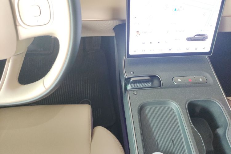 蔚来ET5T 2023款 75kWh Touring中控内饰18