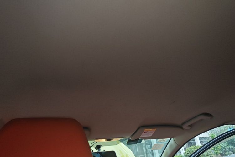 福特 福克斯 2013款 两厢经典 1.8L 手动基本型中控内饰22