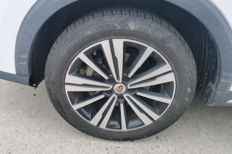 荣威RX5 2019款 20T 两驱自动4G互联铂金版车身外观6001