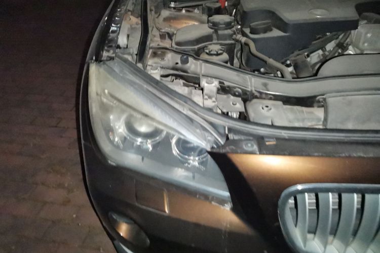 宝马X1 2015款 xDrive20i 时尚晋级版车身外观8