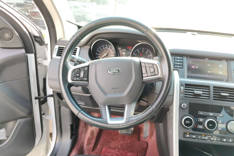 路虎 发现神行 2016款 2.0T SE中控内饰13