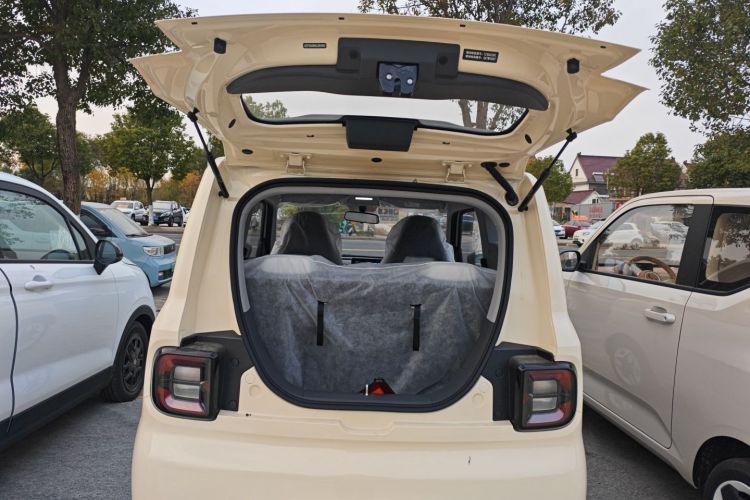 吉利银河 熊猫 2025款 210km 元气熊局部细节23